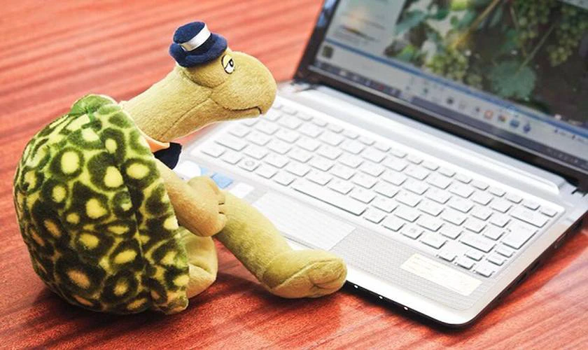 Laptop bị chậm, giật lag gây ảnh hưởng như thế nào