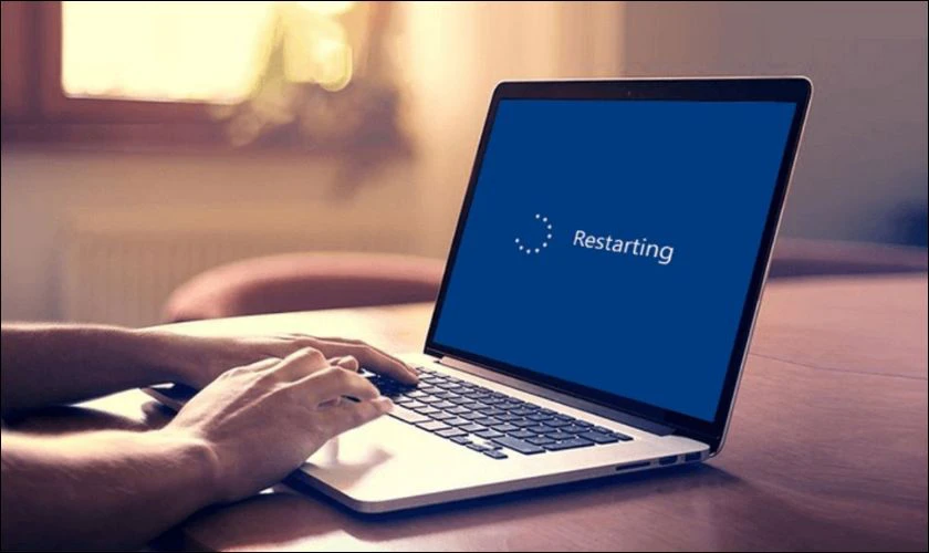 Khởi động lại m&aacute;y