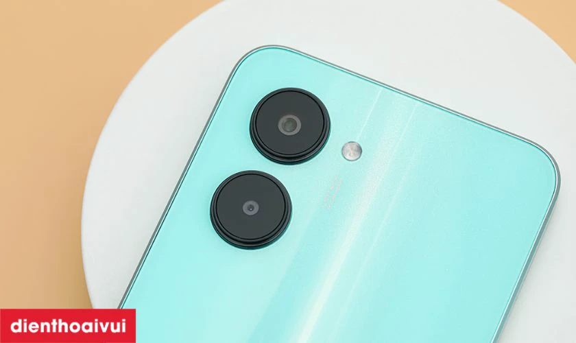 Đột phá với cụm camera sau được cải tiến thế hệ AI mới