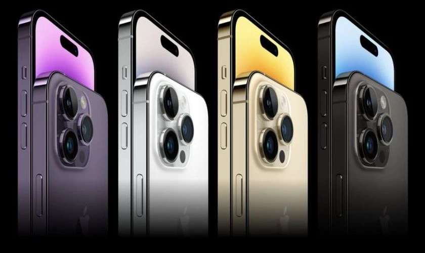 Sở hữu chiếc m&agrave;n h&igrave;nh OLED cực n&eacute;t