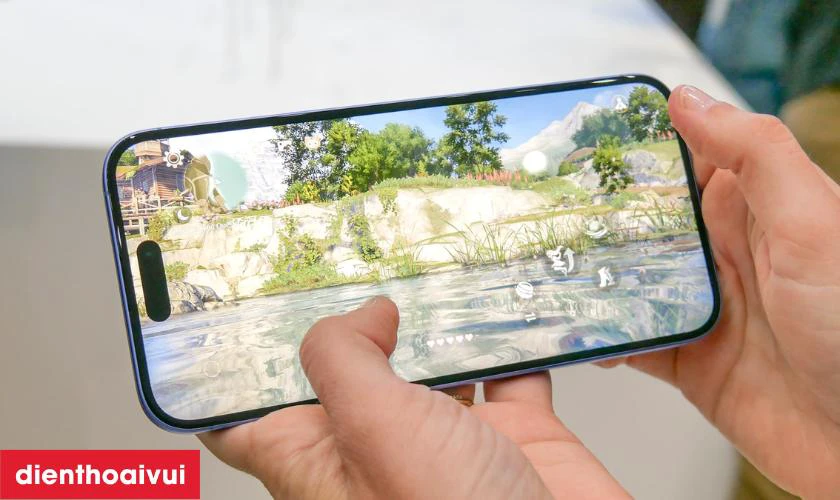 M&agrave;n h&igrave;nh Super Retina XDR OLED 6,1 inch