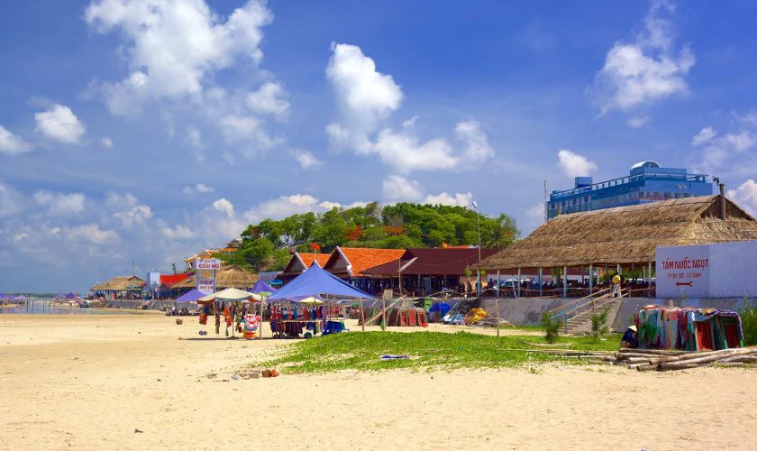 30/4 nên đi du lịch ở đâu gần Sài Gòn - Biển Long Hải Vũng Tàu