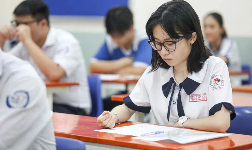 Phải làm gì khi đạt 4.95 điểm thi tốt nghiệp THPT 2026?