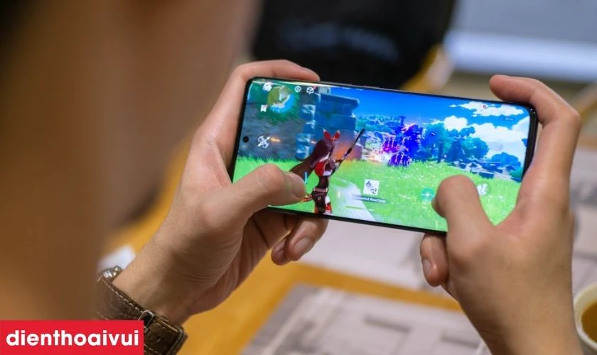 Màn hình lớn với tần số quét lên đến 120Hz