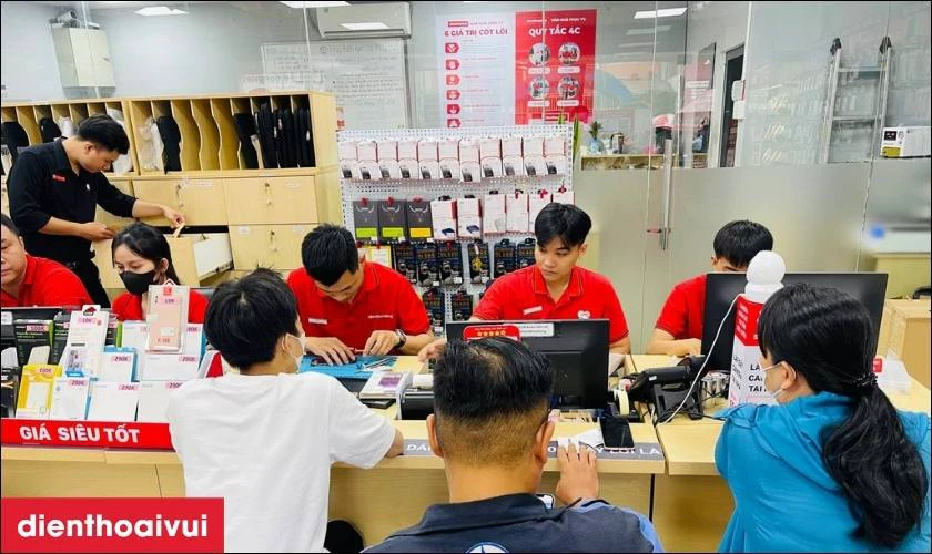 Mua tai nghe SoundPEATS uy tín, giá hợp lý tại Điện Thoại Vui