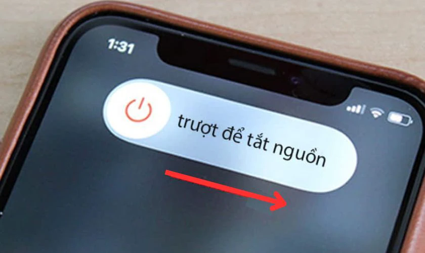 Trượt từ tr&aacute;i sang phải v&agrave;o thanh Trượt để tắt nguồn