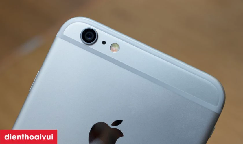 Camera của iPhone 6S 64GB cũ trầy xước c&oacute; nhiều cải tiến