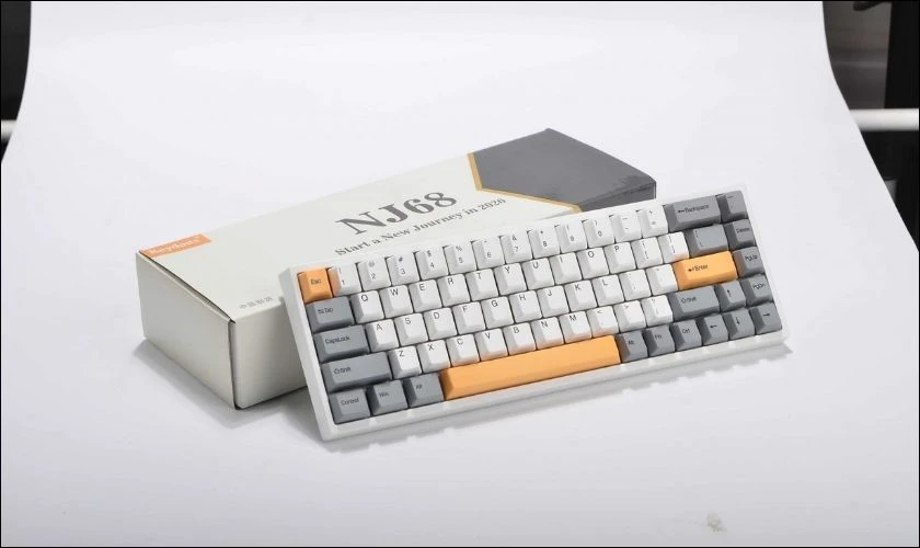 B&agrave;n ph&iacute;m cơ NJ68