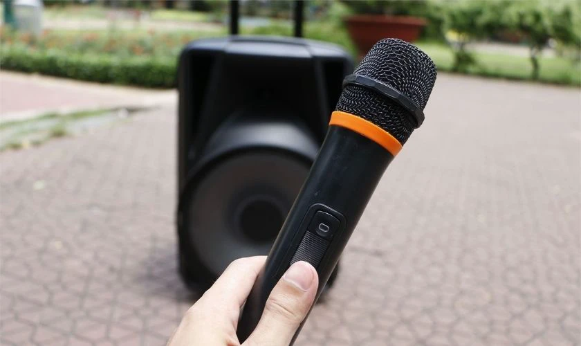 Tại sao kh&ocirc;ng thể kết nối micro với loa Bluetooth?