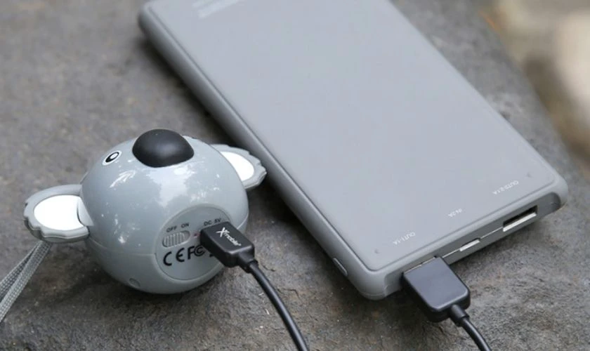Kh&ocirc;ng lạm dụng sạc dự ph&ograve;ng để sạc loa bluetooth