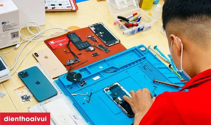 Thay pin Pisen iPhone 6 Plus chính hãng tại Điện Thoại Vui uy tín