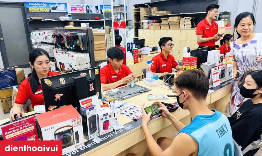 Quy tr&igrave;nh thay m&agrave;n h&igrave;nh iPhone 12 Pro
