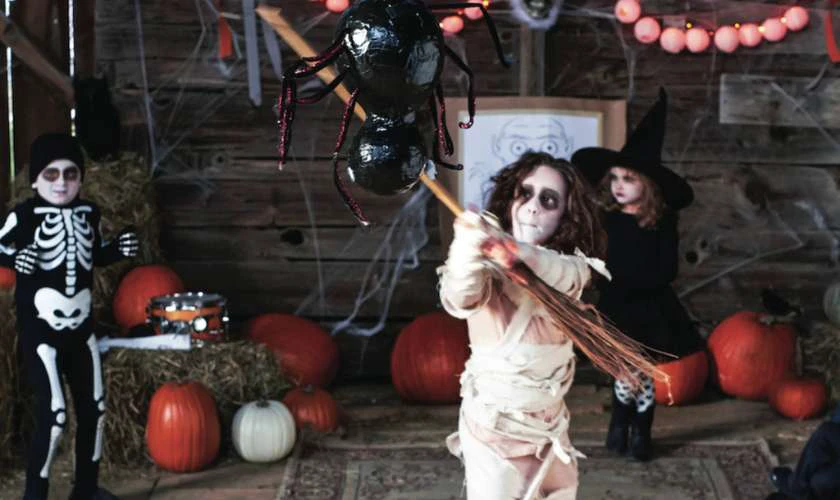 Trò chơi Halloween cho trẻ em - Săn lùng quái vật