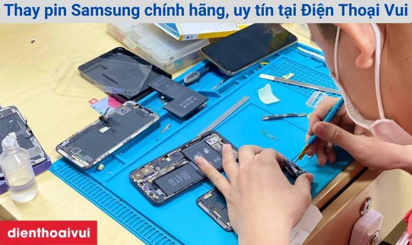 Thay pin Samsung Galaxy S22 ch&iacute;nh h&atilde;ng, uy t&iacute;n tại Điện Thoại Vui