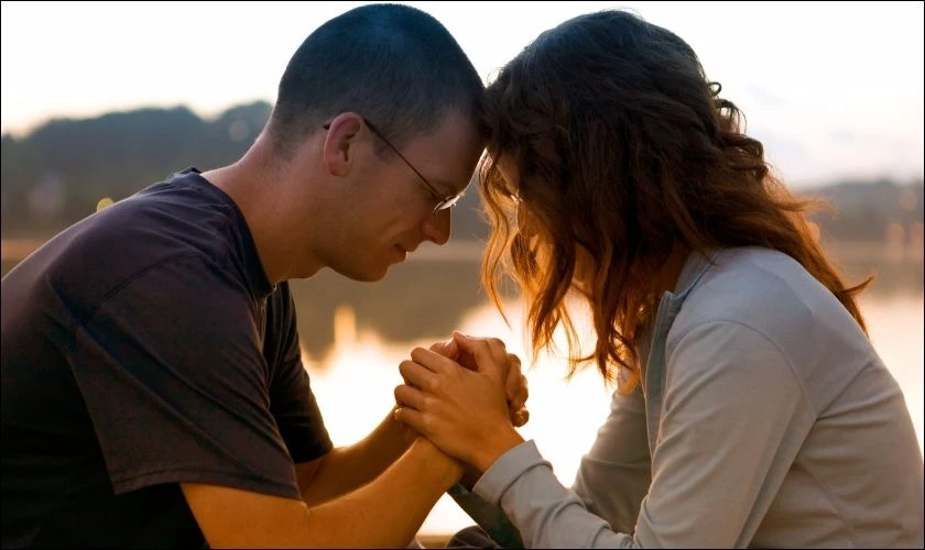 H&atilde;y tr&ograve; chuyện với người y&ecirc;u của bạn để hiểu cảm x&uacute;c của họ hơn