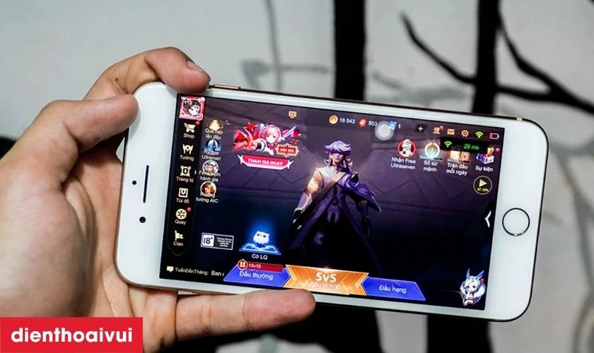 Điện thoại iPhone 6S trang bị bộ vi xử l&yacute; Apple A9 2 nh&acirc;n tốc độ 1.8 GHz