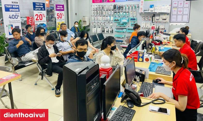 Dịch vụ thay pin Samsung quận 12 tại Điện Thoại Vui
