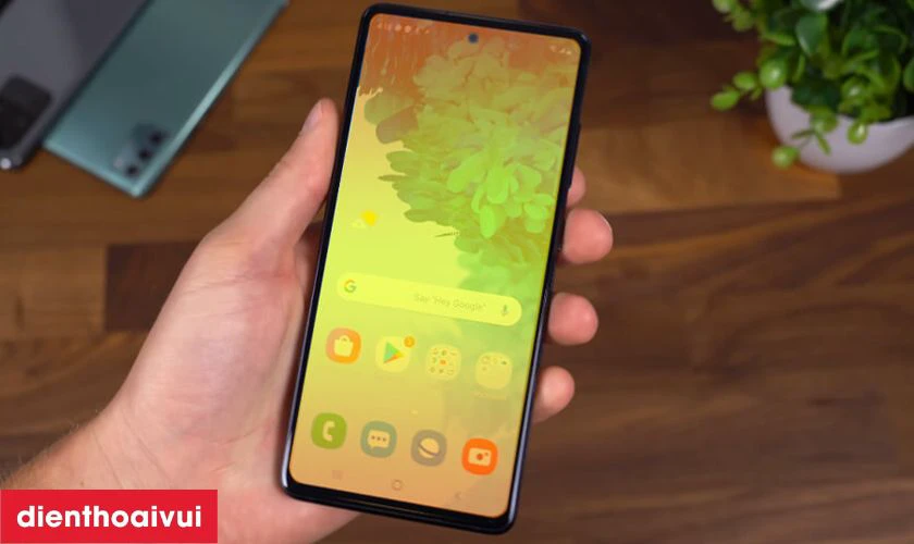 Nguy&ecirc;n nh&acirc;n m&agrave;n h&igrave;nh Samsung Galaxy A05S bị hỏng