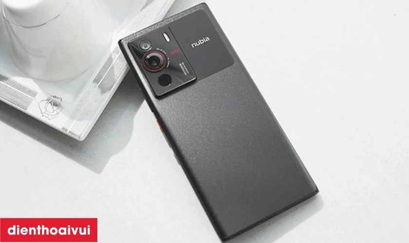Điện thoại Nubia Z