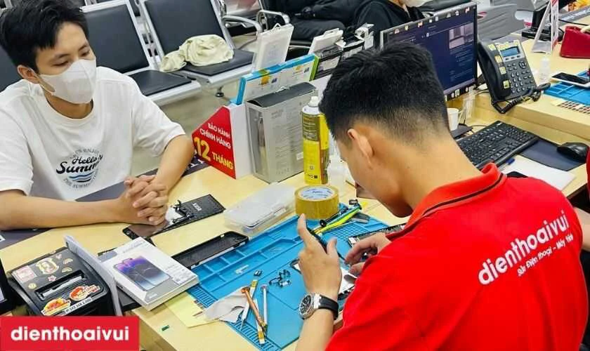 Điện thoại cũ đ&aacute;ng mua đang giảm gi&aacute; tại Điện Thoại Vui