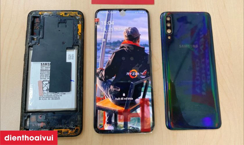Thay pin Samsung tại Điện Thoại Vui quận 1 gi&aacute; bao nhi&ecirc;u