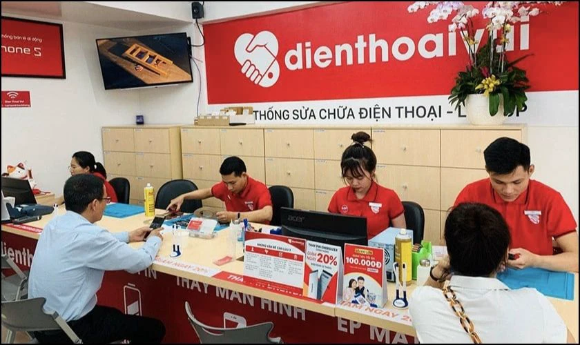 Dịch vụ thay ép kính iPhone 14 Pro uy tín tại Điện Thoại Vui