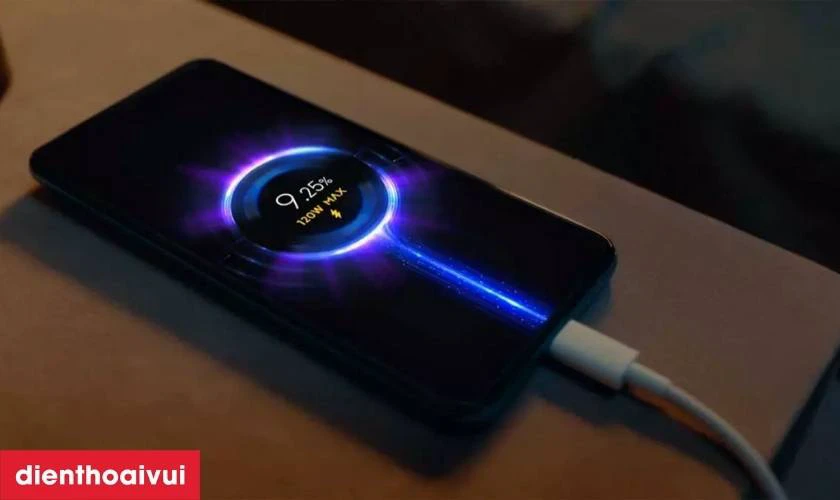 Sạc nhanh chuyên nghiệp 33W, viên pin dung lượng 5000mAh