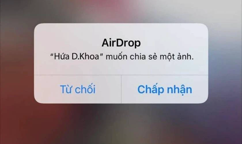 Chọn Accept để nhận file hoặc Decline để từ chối
