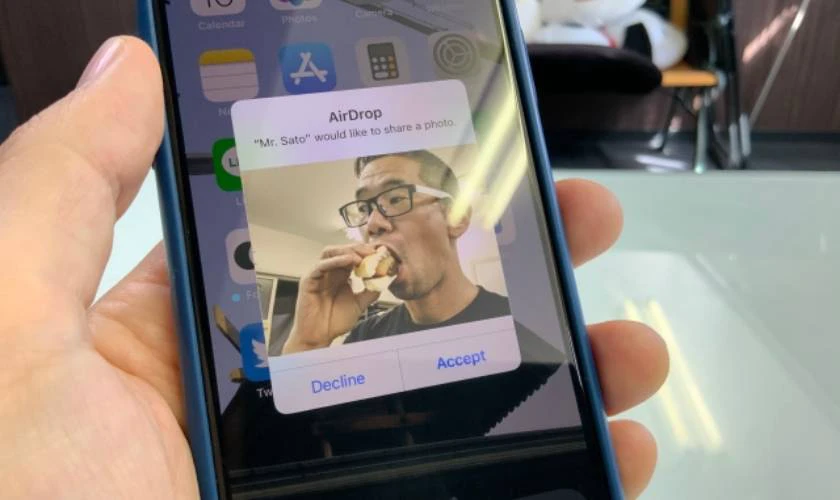 C&aacute;ch hoạt động của AirDrop l&agrave; g&igrave;?