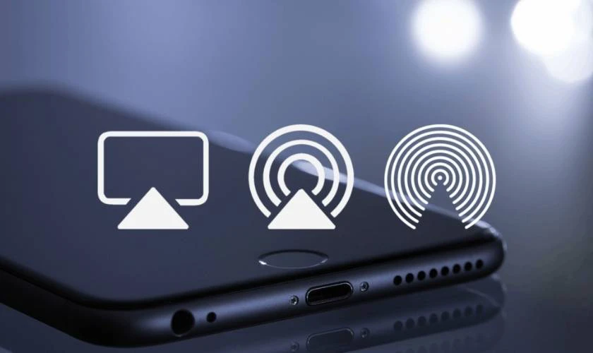 AirDrop tận dụng Bluetooth để tạo một mạng kh&ocirc;ng d&acirc;y giữa c&aacute;c thiết bị Apple