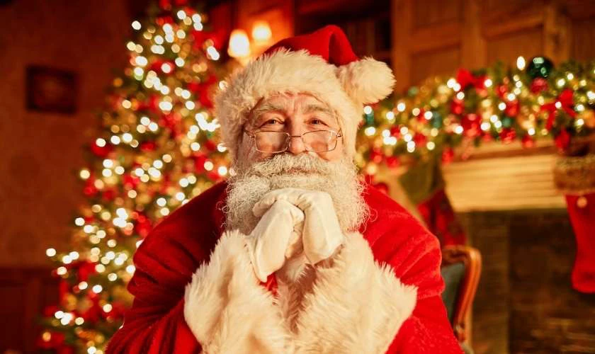 Ảnh bìa Giáng sinh với hình ảnh ông già Noel