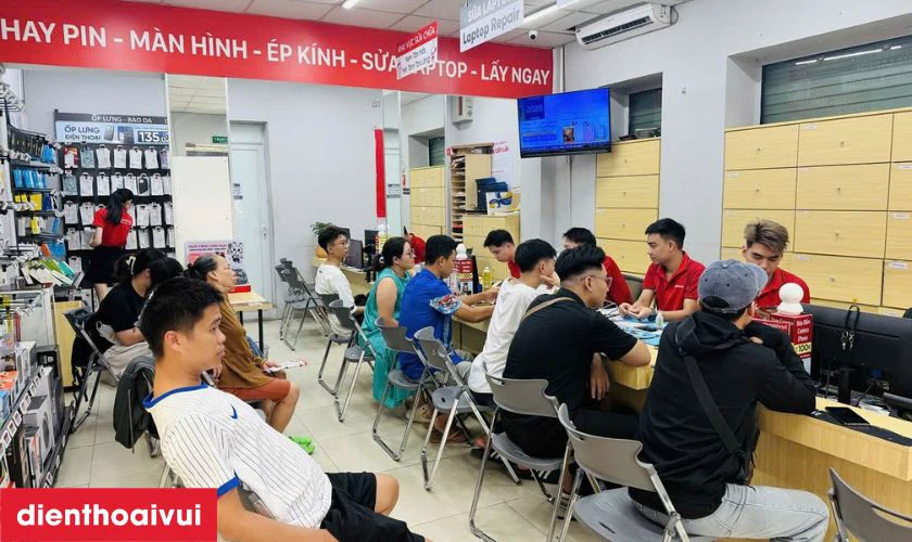 Dán chống va đập Kingkong iPhone 17 Pro uy tín tại Điện Thoại Vui