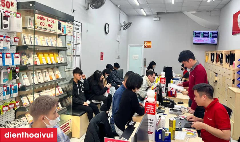 Mua đồng hồ Apple Watch Ultra cũ ch&iacute;nh h&atilde;ng, gi&aacute; rẻ tại Điện Thoại Vui