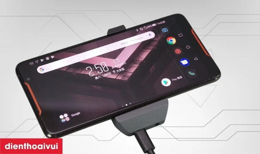 ROG Phone c&oacute; cổng sạc USB-C ở cạnh tr&aacute;i của m&aacute;y
