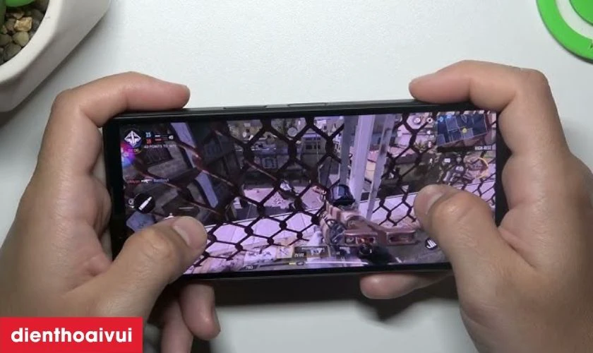 Điện thoại ZenFone chơi game c&oacute; tốt kh&ocirc;ng?