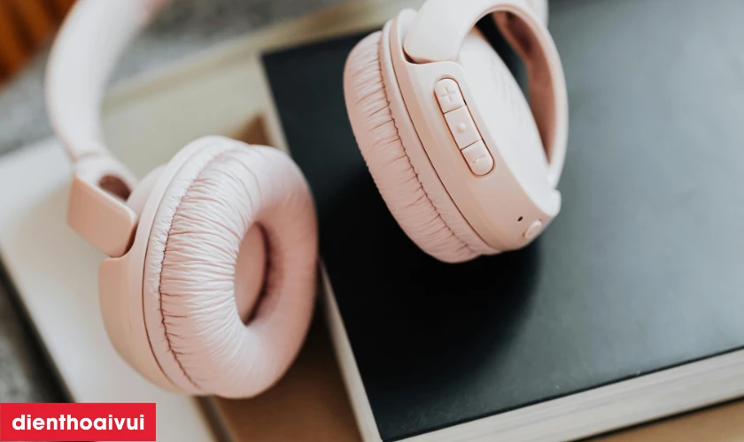 C&aacute;c mẫu tai nghe cực trendy, đa dạng m&agrave;u sắc