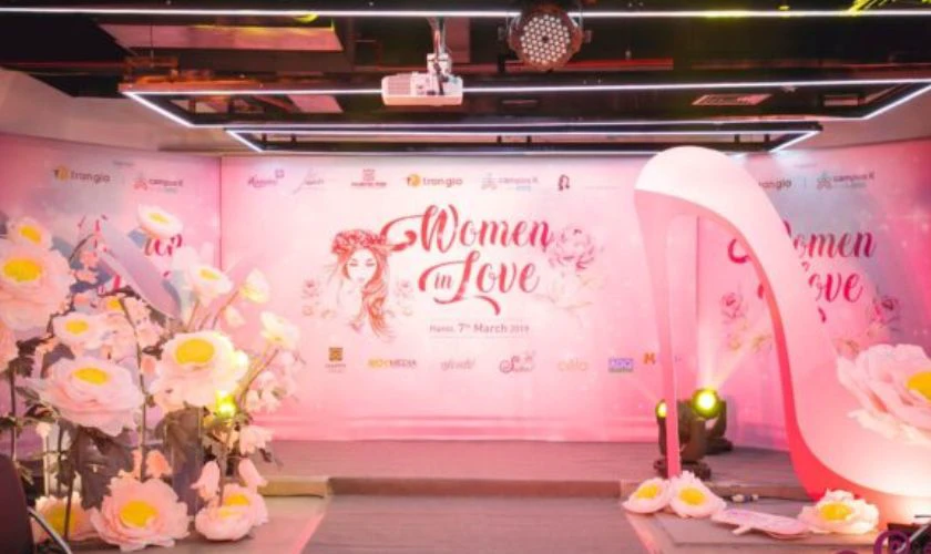 Backdrop 8/3 chủ đề phụ nữ ấn tượng