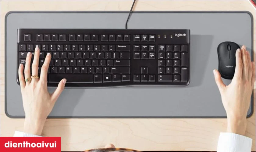 Logitech K120 - Bàn phím có dây giá tốt nên mua