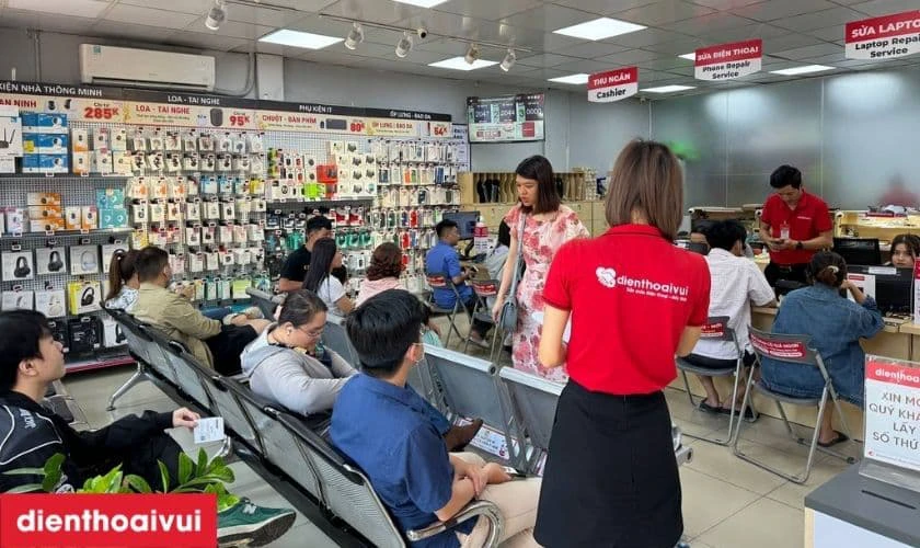 Mua b&agrave;n ph&iacute;m cũ chất lượng, gi&aacute; cạnh tranh tại Điện Thoại Vui