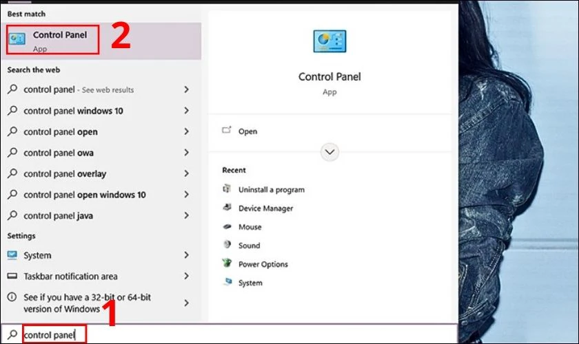 Đầu ti&ecirc;n bạn v&agrave;o Start chọn Control Panel