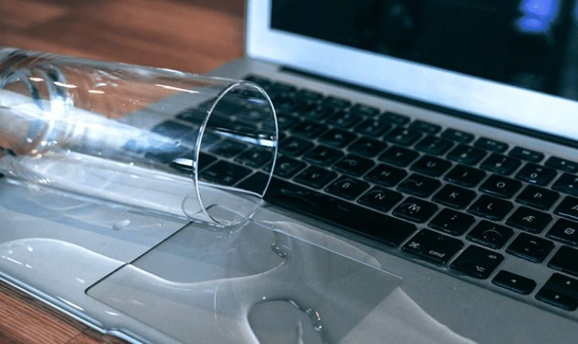 V&igrave; sao b&agrave;n ph&iacute;m laptop kh&ocirc;ng g&otilde; được?