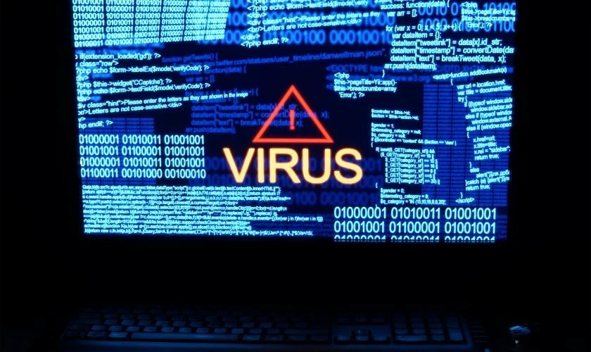Xử l&yacute; lỗi b&agrave;n ph&iacute;m laptop phản hồi chậm, bạn n&ecirc;n qu&eacute;t virus một c&aacute;ch thường xuy&ecirc;n