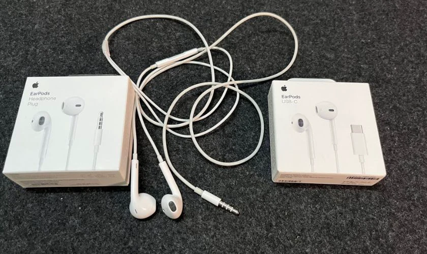 Apple EarPods USB-C - Tai nghe c&oacute; iPhone c&oacute; d&acirc;y n&ecirc;n mua