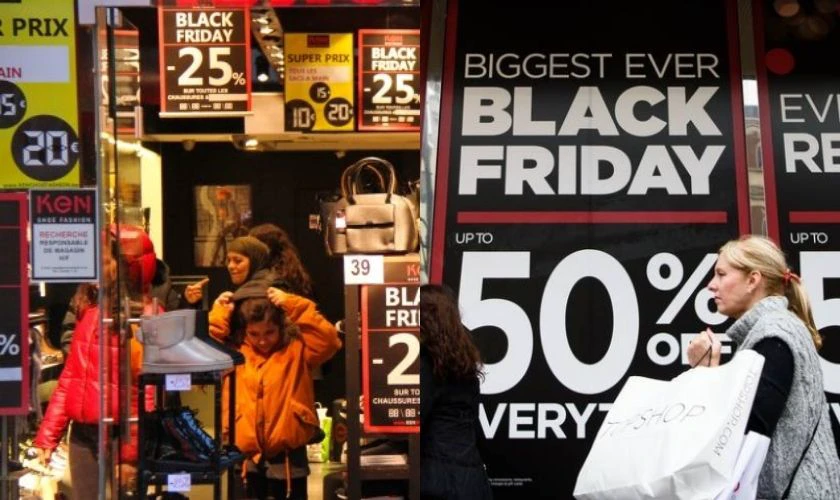Chương trình Black Friday điện thoại giảm giá diễn ra khi nào?