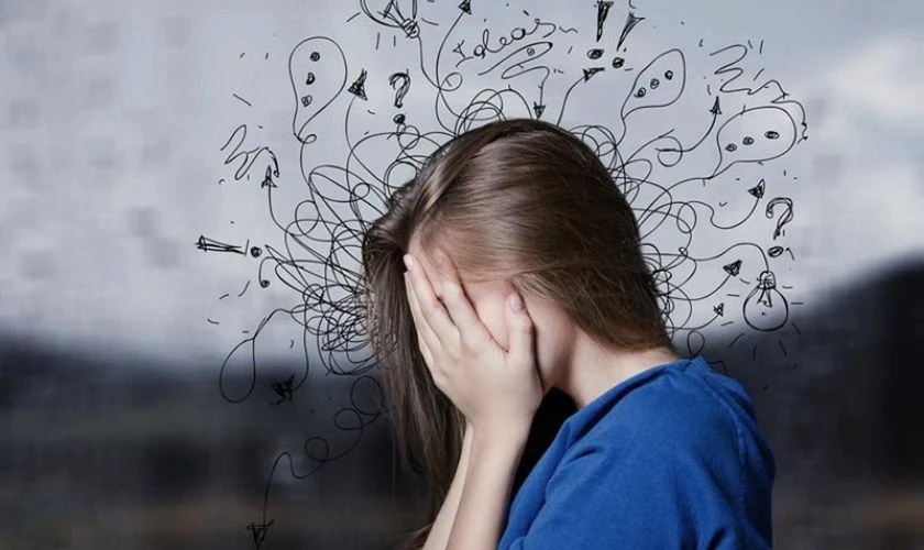 Suy nghĩ ti&ecirc;u cực trong mối quan hệ toxic l&agrave; g&igrave;?