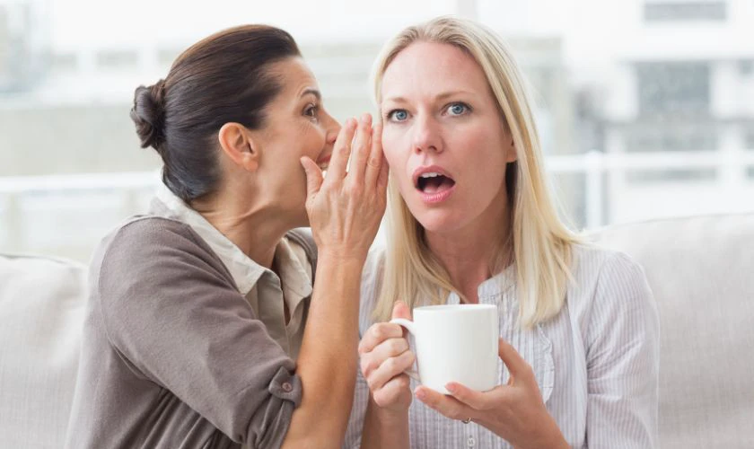 Công khai một bí mật thầm kín của bản thân