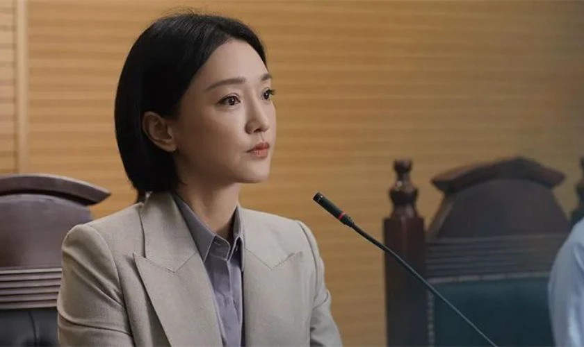 Nạn Nh&acirc;n Kh&ocirc;ng Ho&agrave;n Hảo - Imperfect Victim (2023)