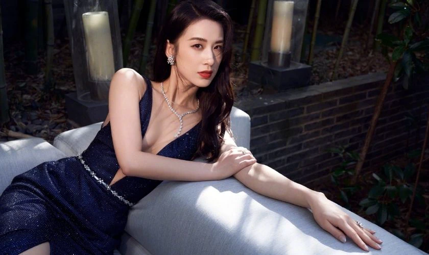C&aacute;c phim v&agrave; chương tr&igrave;nh truyền h&igrave;nh c&oacute; sự tham gia của Huỳnh Th&aacute;nh Y