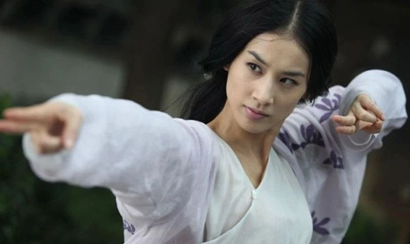 Truyền Thuyết Bạch X&agrave;