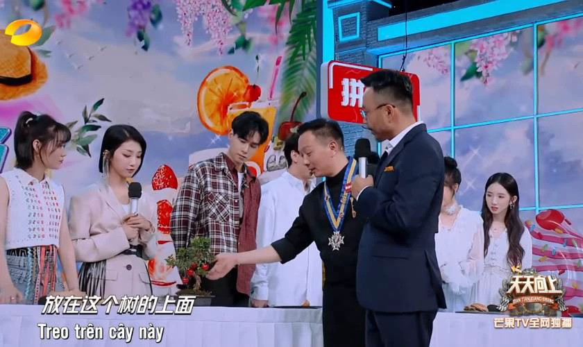 Thiên Thiên Hướng Thượng